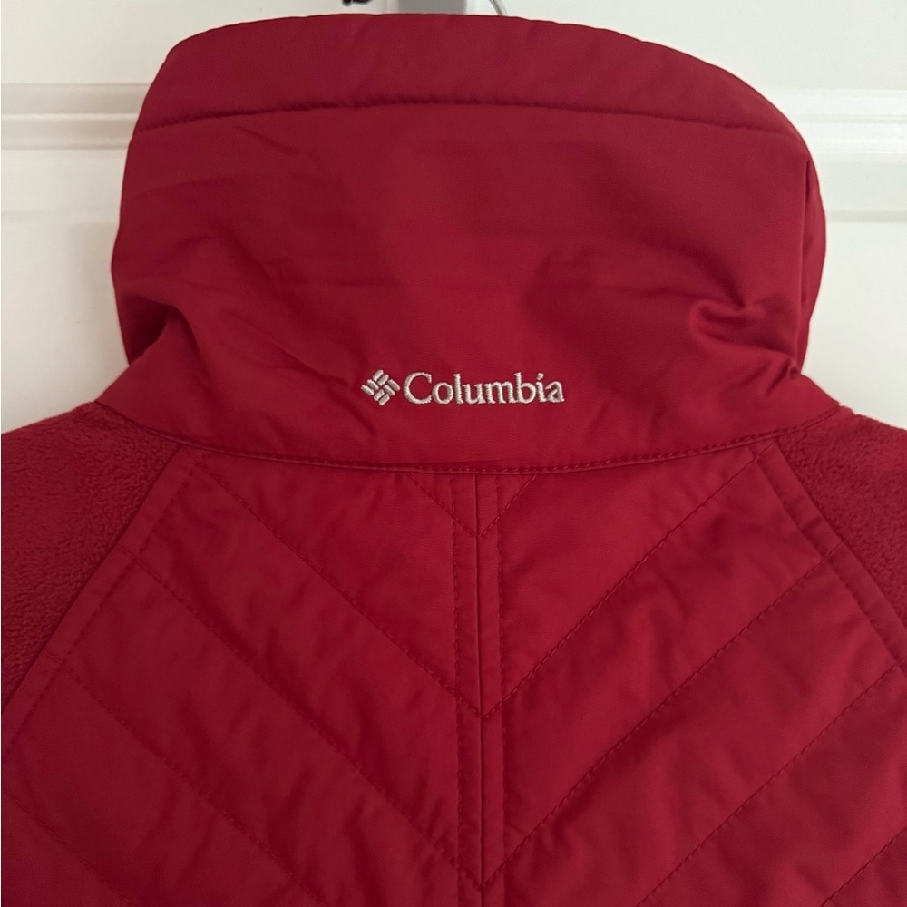 New Columbia Fleece Vest Outdoor Fall Hiking Winter Layer Travel Preppy Red S - Picture 5 of 7